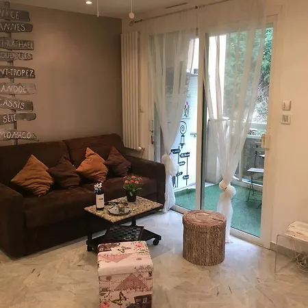 Superbe In 450m Sea & Parking Apartament *