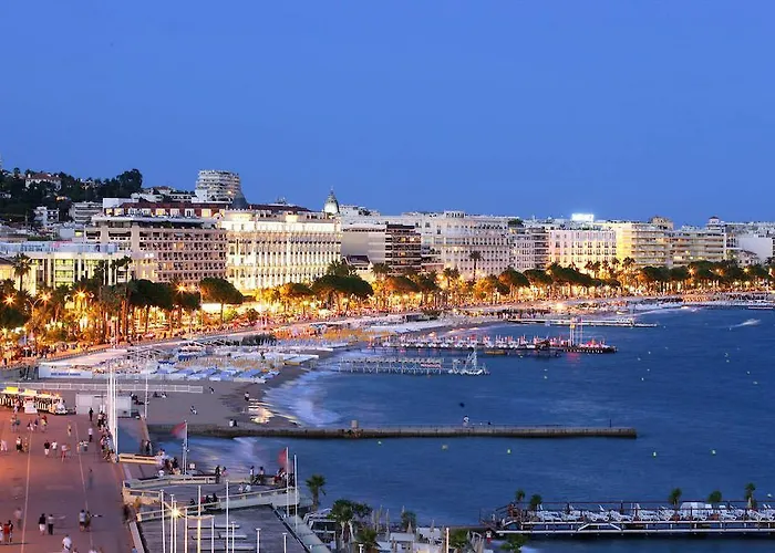 Apartmán Superbe In 450m Sea & Parking